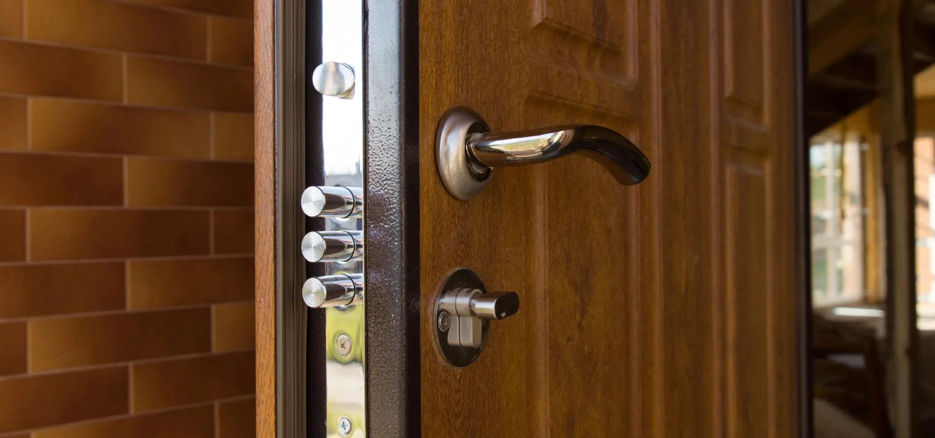 You are currently viewing The Right Type of Locks to Protect Your Home