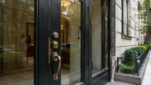 Locksmith Manhattan residential building entrance with secure deadbolt and door lock hardware