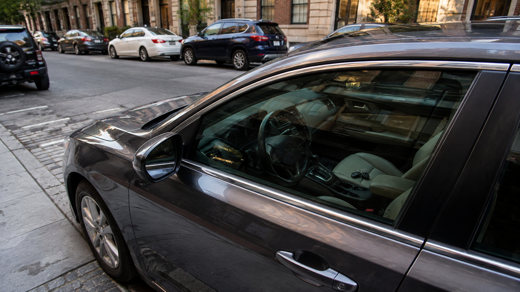 Locked keys in car Manhattan on a busy New York City street